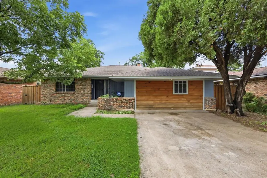 2010 Swansee Drive, Dallas, TX 75232