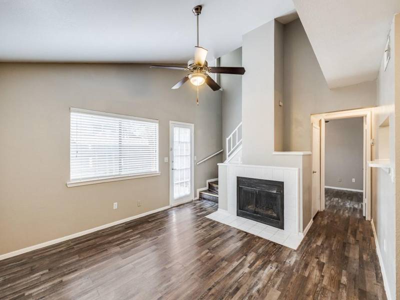 1122 Millview Drive #1704, Arlington, TX 76012