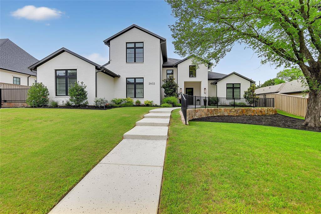 2602 Pointe Court, Colleyville, TX 76034