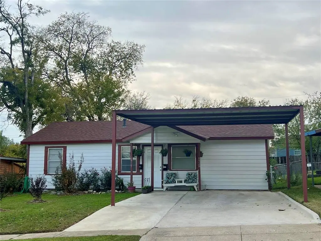 1328 E Jessamine Street, Fort Worth, TX 76104