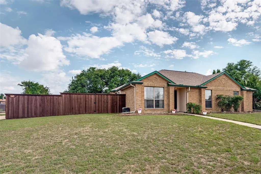 1400 Chicota Drive, Plano, TX 75023