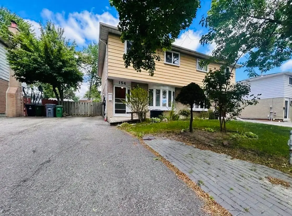 154 Freshmeadow DR, Toronto C15, ON M2H 2R1