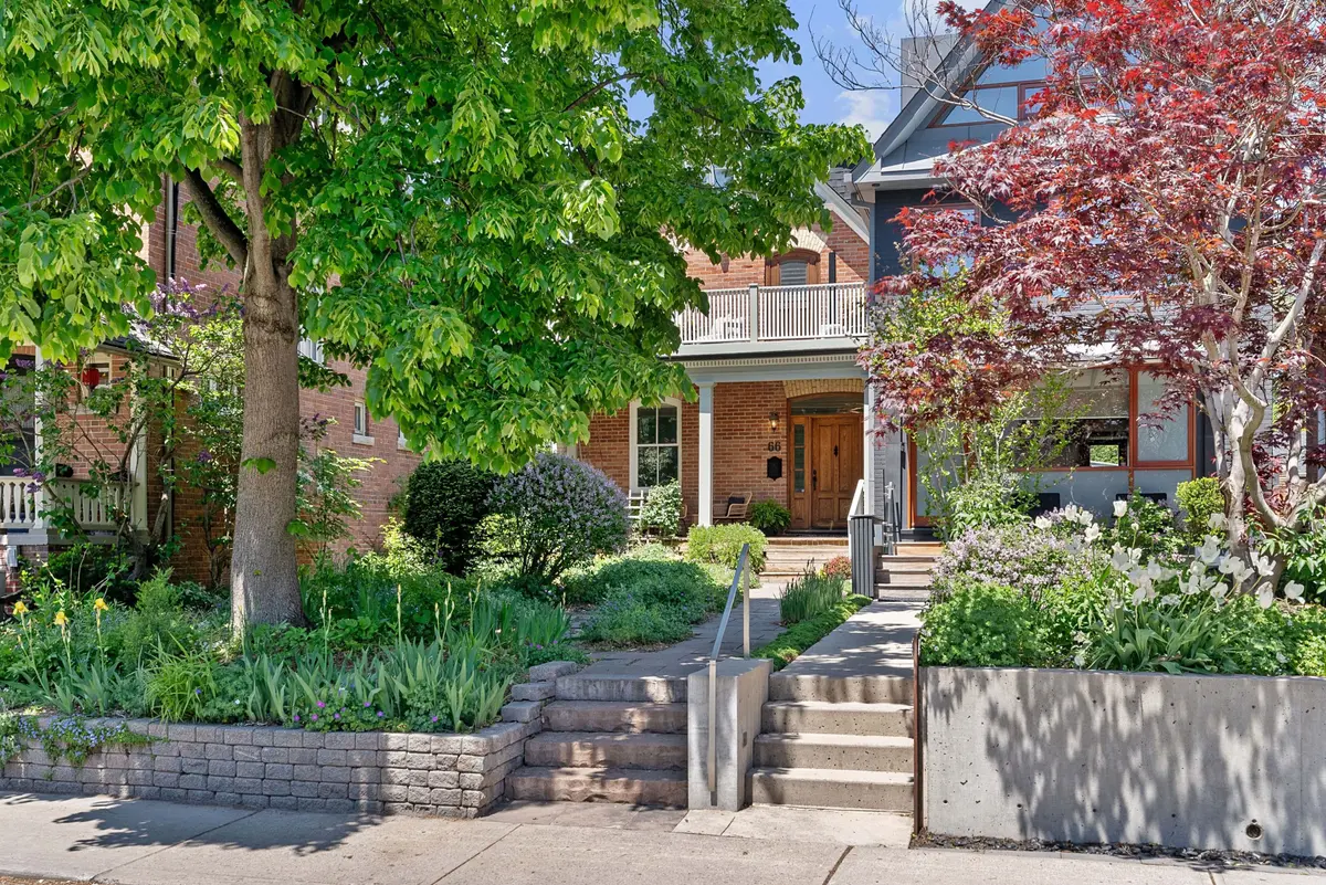 66 Hogarth AVE, Toronto E01, ON M4K 1K3
