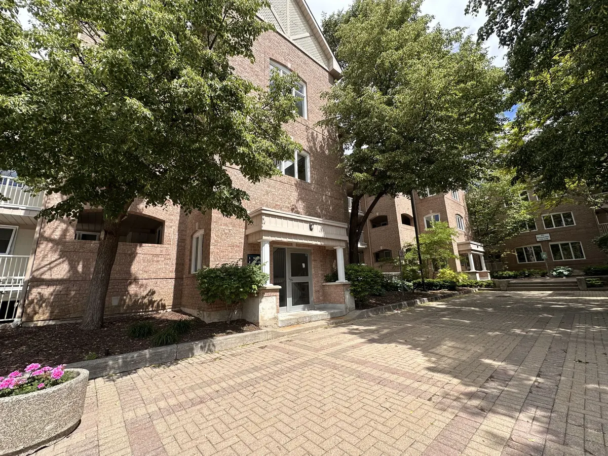 85 Bristol RD E #136, Mississauga, ON L4Z 3P3