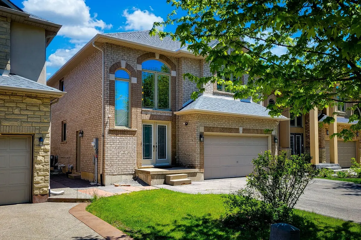 197 Cloverleaf DR, Hamilton, ON L9K 1T4