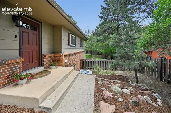 650 Allegheny DR, Colorado Springs, CO 80919