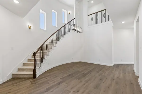 5716 Glynda Drive, North Richland Hills, TX 76180