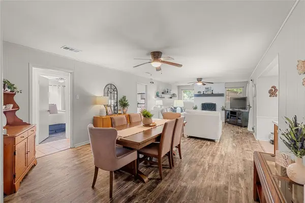 4208 Shipley Court, Benbrook, TX 76116