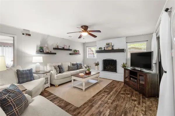 4208 Shipley Court, Benbrook, TX 76116