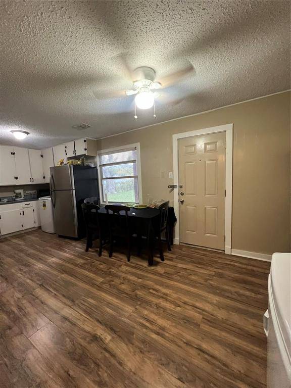 1328 E Jessamine Street, Fort Worth, TX 76104
