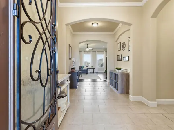 1114 Texanna Trail, Midlothian, TX 76065