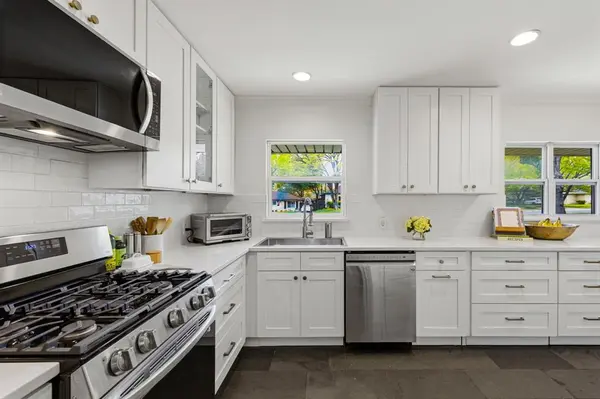 6724 Walnut Hill Lane, Dallas, TX 75230
