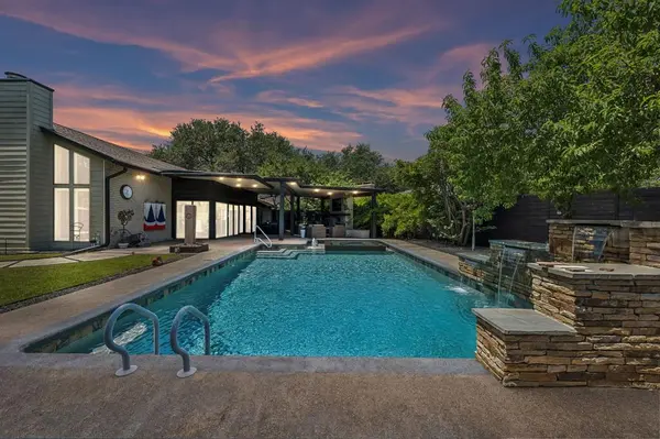 7001 Kingshollow Drive, Dallas, TX 75248