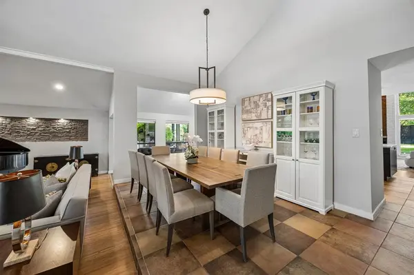 7001 Kingshollow Drive, Dallas, TX 75248