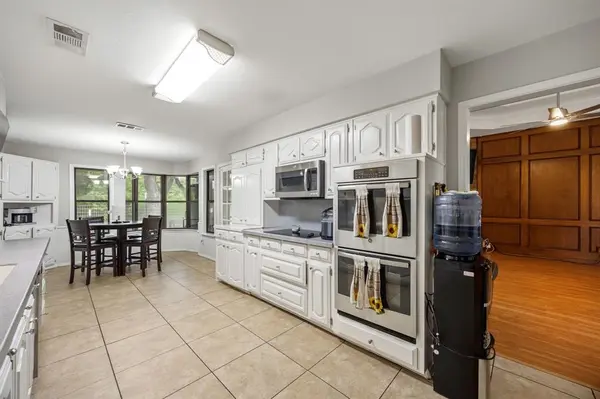 2507 Lake Ridge Road, Glenn Heights, TX 75154