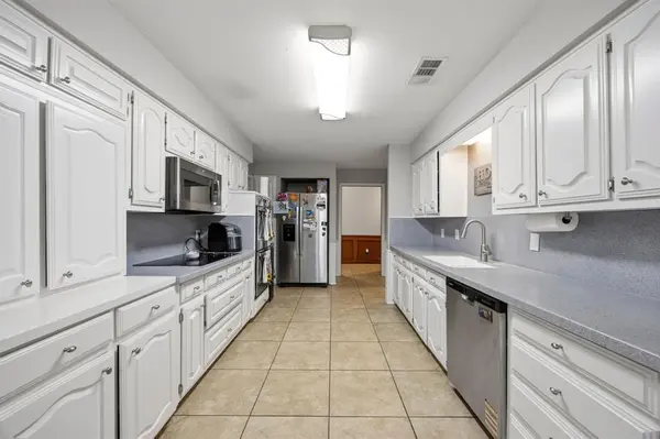 2507 Lake Ridge Road, Glenn Heights, TX 75154
