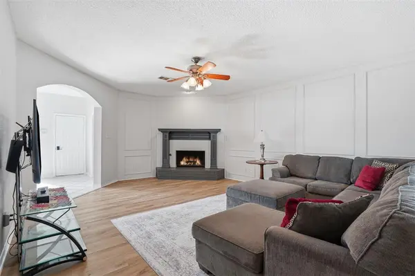 2010 Walnut Creek Trail, Garland, TX 75040