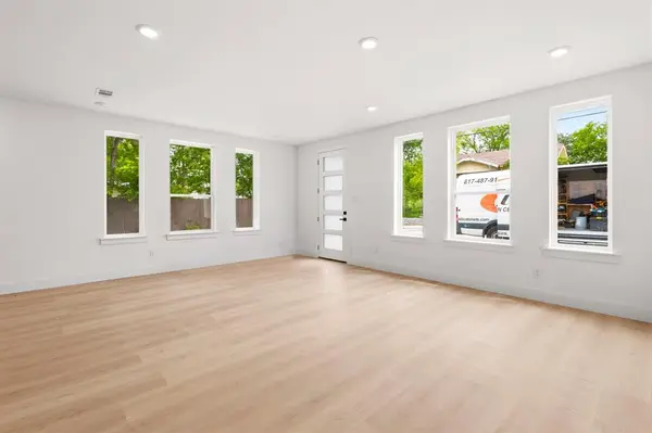 413 N Patton Avenue, Dallas, TX 75203