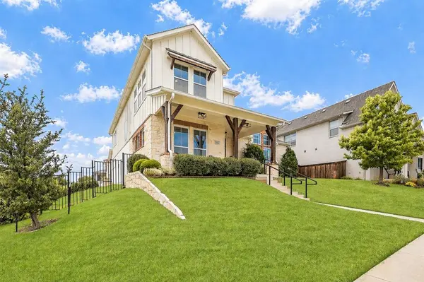 13616 Walsh Avenue, Fort Worth, TX 76008