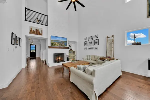 13616 Walsh Avenue, Fort Worth, TX 76008