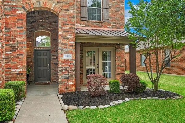 2815 S Serrano, Grand Prairie, TX 75054