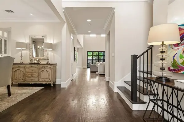 6635 Park Lane, Dallas, TX 75225