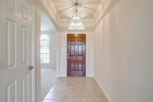 1173 Albatross Court, Benbrook, TX 76126