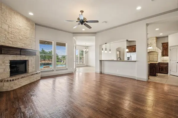 3231 Baylor Boulevard, Midlothian, TX 76065
