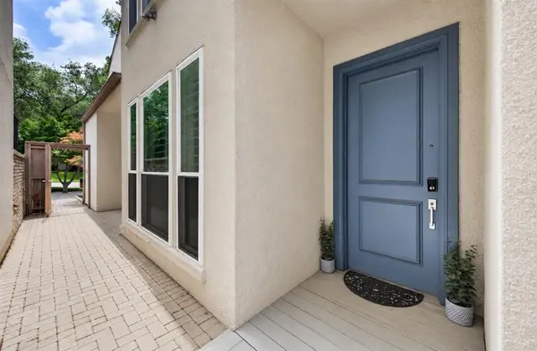 6353 Southpoint Drive, Dallas, TX 75248