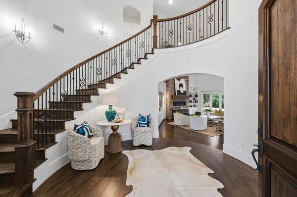 4153 Idlewild Drive, Fort Worth, TX 76107