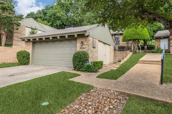 8415 Old Moss Road, Dallas, TX 75231