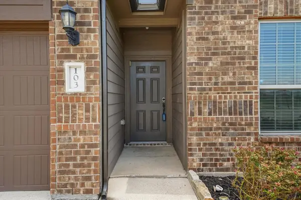 103 Alamo Way, Venus, TX 76084