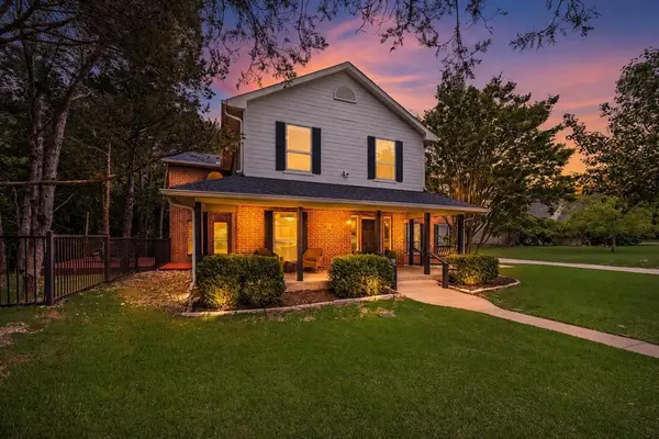 7030 Pecan Creek Circle, Midlothian, TX 76065