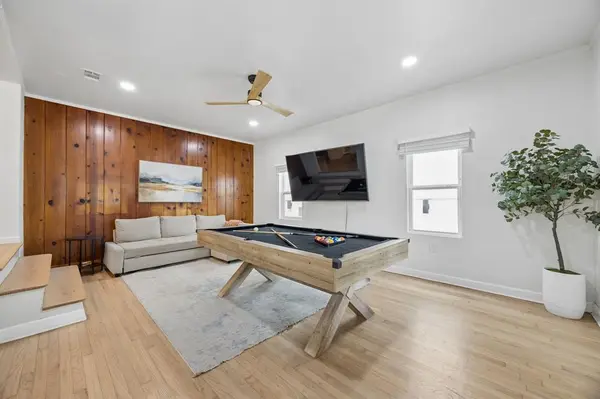 3102 W Jefferson Boulevard, Dallas, TX 75211