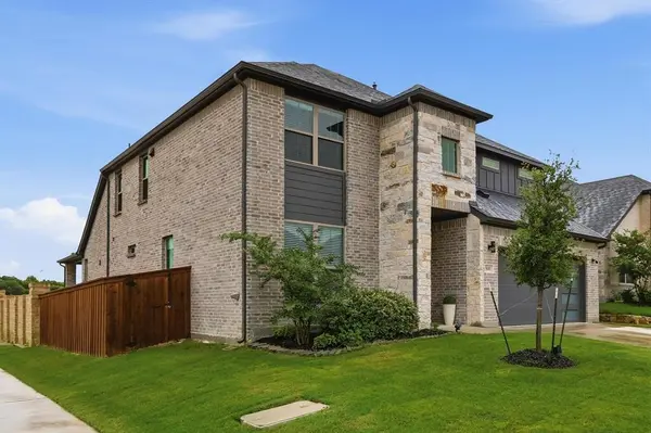 5601 Annie Creek Road, Fort Worth, TX 76126