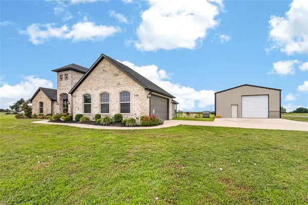 1705 S Fm 1752, Savoy, TX 75479