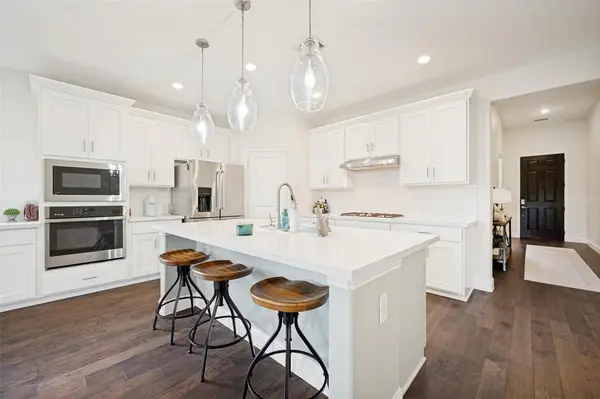 104 Lakeview Drive, Oak Point, TX 75068