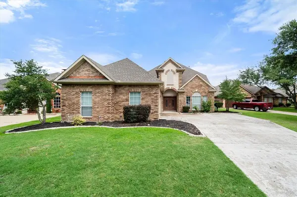 1116 Brook Arbor Drive, Mansfield, TX 76063