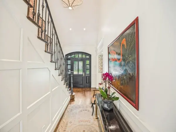 4672 S Versailles Avenue, Highland Park, TX 75209
