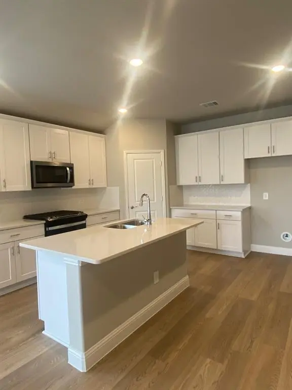 1209 Gardendale Hollow Lane, Anna, TX 75409