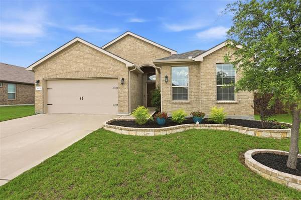 512 Dunster Lane, Saginaw, TX 76131