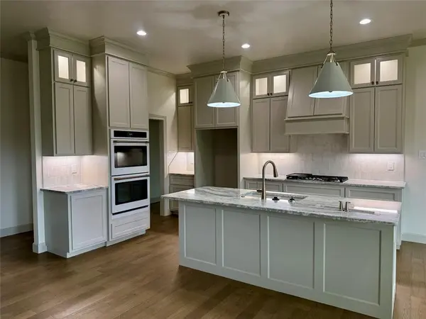 2518 Manor Oaks Terrace, Abilene, TX 79602