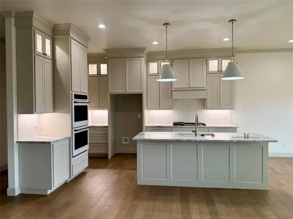 2518 Manor Oaks Terrace, Abilene, TX 79602