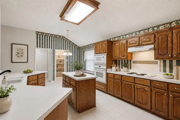 3611 Cedar Creek Lane, Sachse, TX 75048