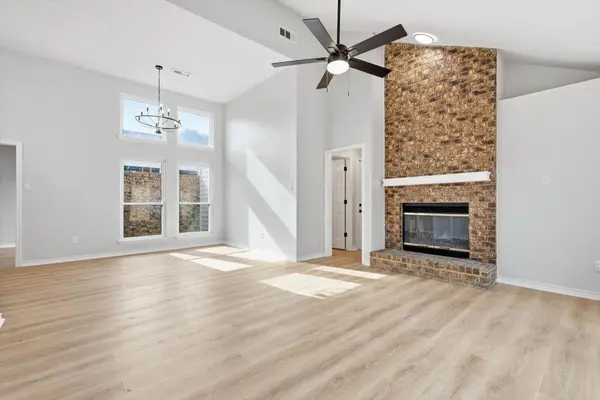 4904 Courtside Drive, Irving, TX 75038