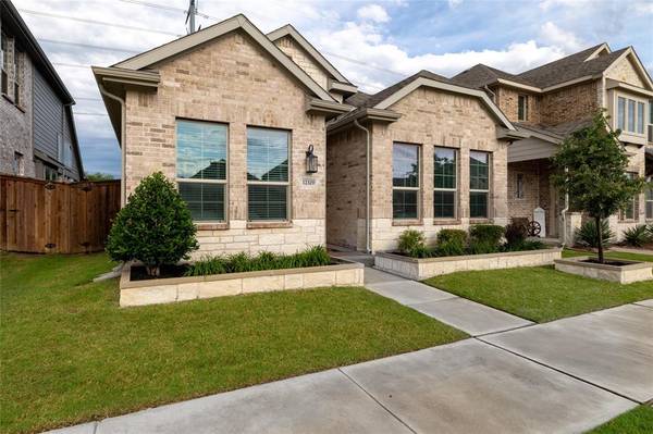 12329 Hulson Trail, Fort Worth, TX 76052