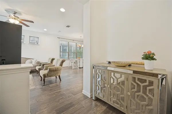 4246 Cascade Sky, Arlington, TX 76005