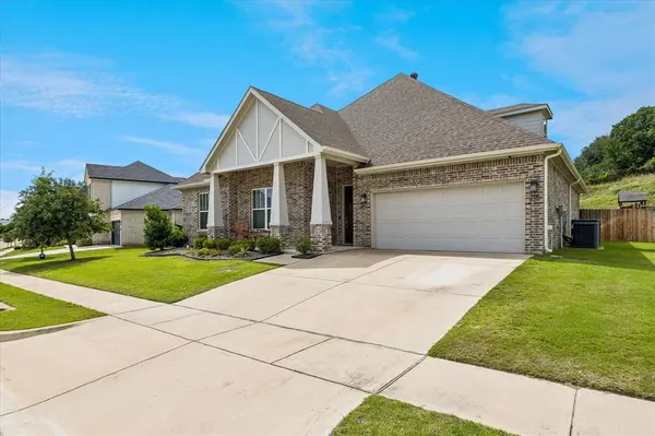 215 E Furlong, Willow Park, TX 76087