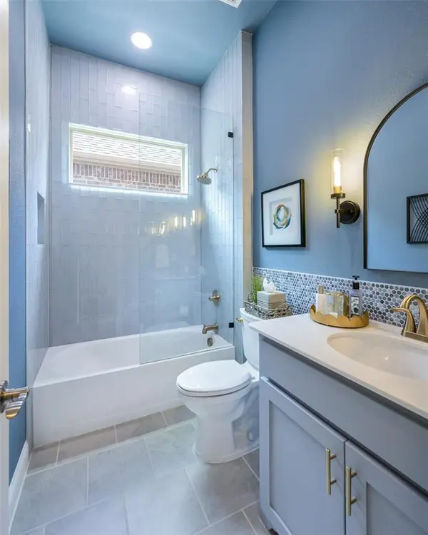 2700 Albany Drive, Mckinney, TX 75072