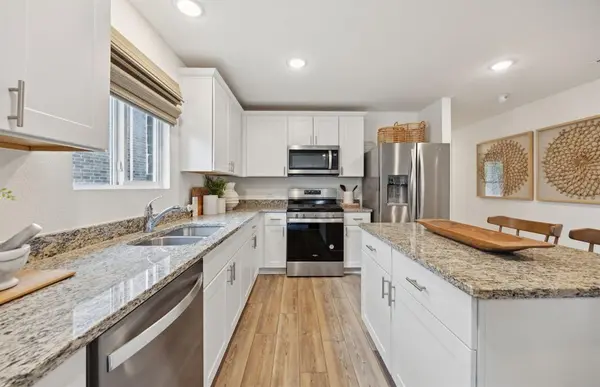 817 Shire Avenue, Haslet, TX 76052
